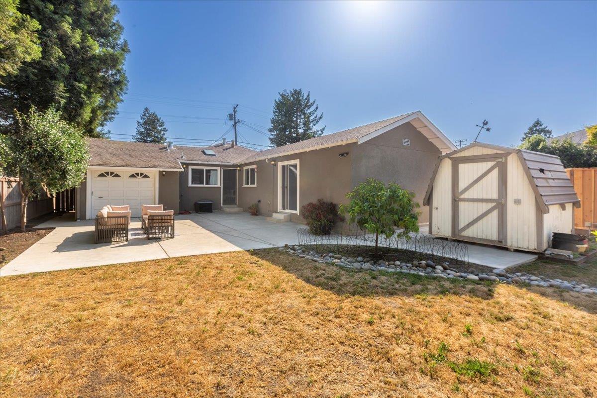Detail Gallery Image 21 of 23 For 1403 Hudson St, Redwood City,  CA 94061 - 3 Beds | 2 Baths
