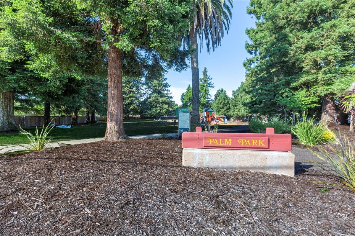 Detail Gallery Image 22 of 23 For 1403 Hudson St, Redwood City,  CA 94061 - 3 Beds | 2 Baths