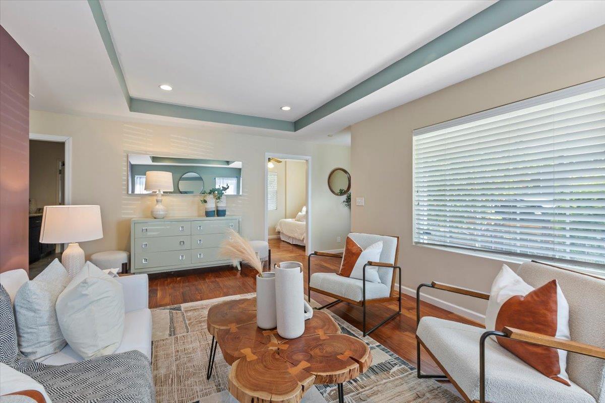 Detail Gallery Image 5 of 23 For 1403 Hudson St, Redwood City,  CA 94061 - 3 Beds | 2 Baths