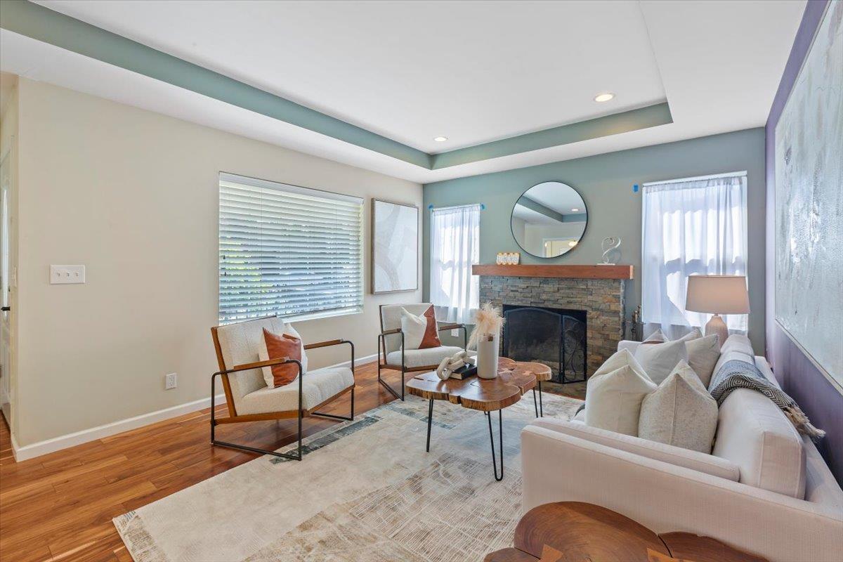 Detail Gallery Image 6 of 23 For 1403 Hudson St, Redwood City,  CA 94061 - 3 Beds | 2 Baths