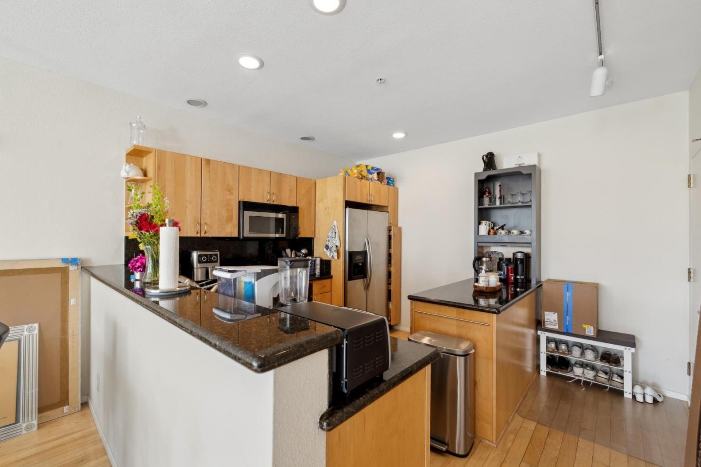 Detail Gallery Image 10 of 27 For 425 Alma St #309,  Palo Alto,  CA 94301 - 2 Beds | 2 Baths