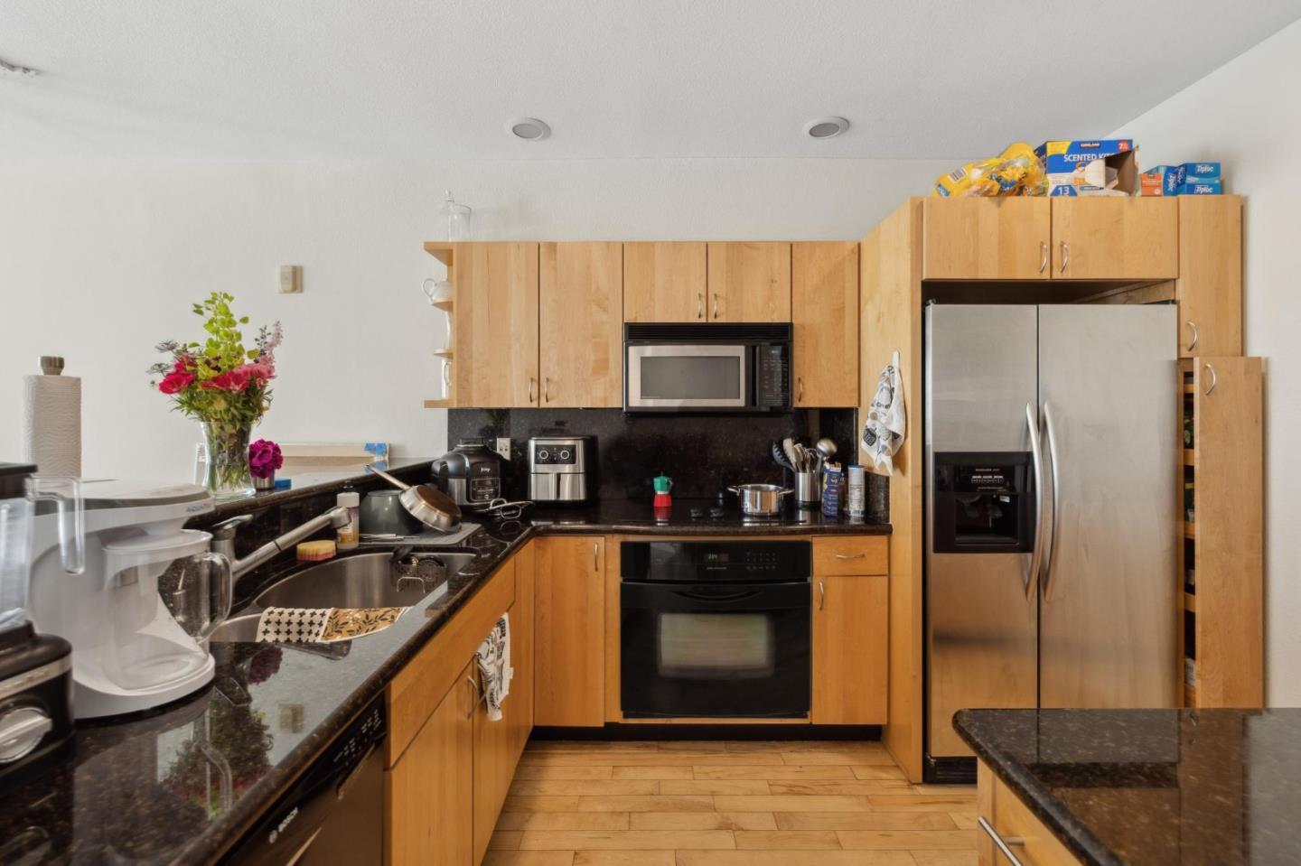 Detail Gallery Image 11 of 27 For 425 Alma St #309,  Palo Alto,  CA 94301 - 2 Beds | 2 Baths