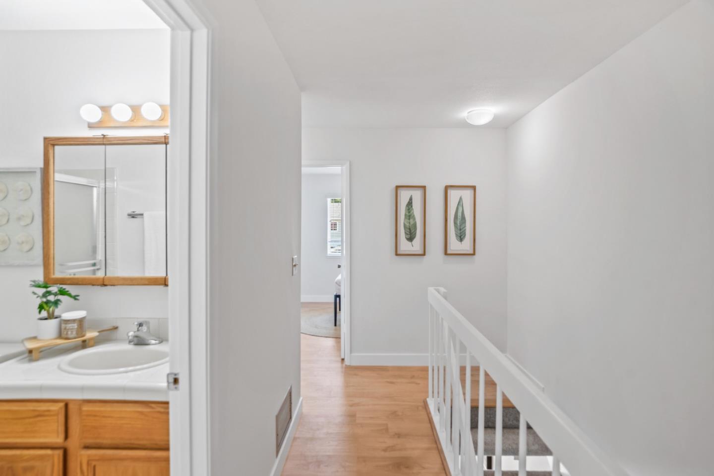 Detail Gallery Image 20 of 39 For 26 Saw Mill Ct, Mountain View,  CA 94043 - 3 Beds | 2/1 Baths