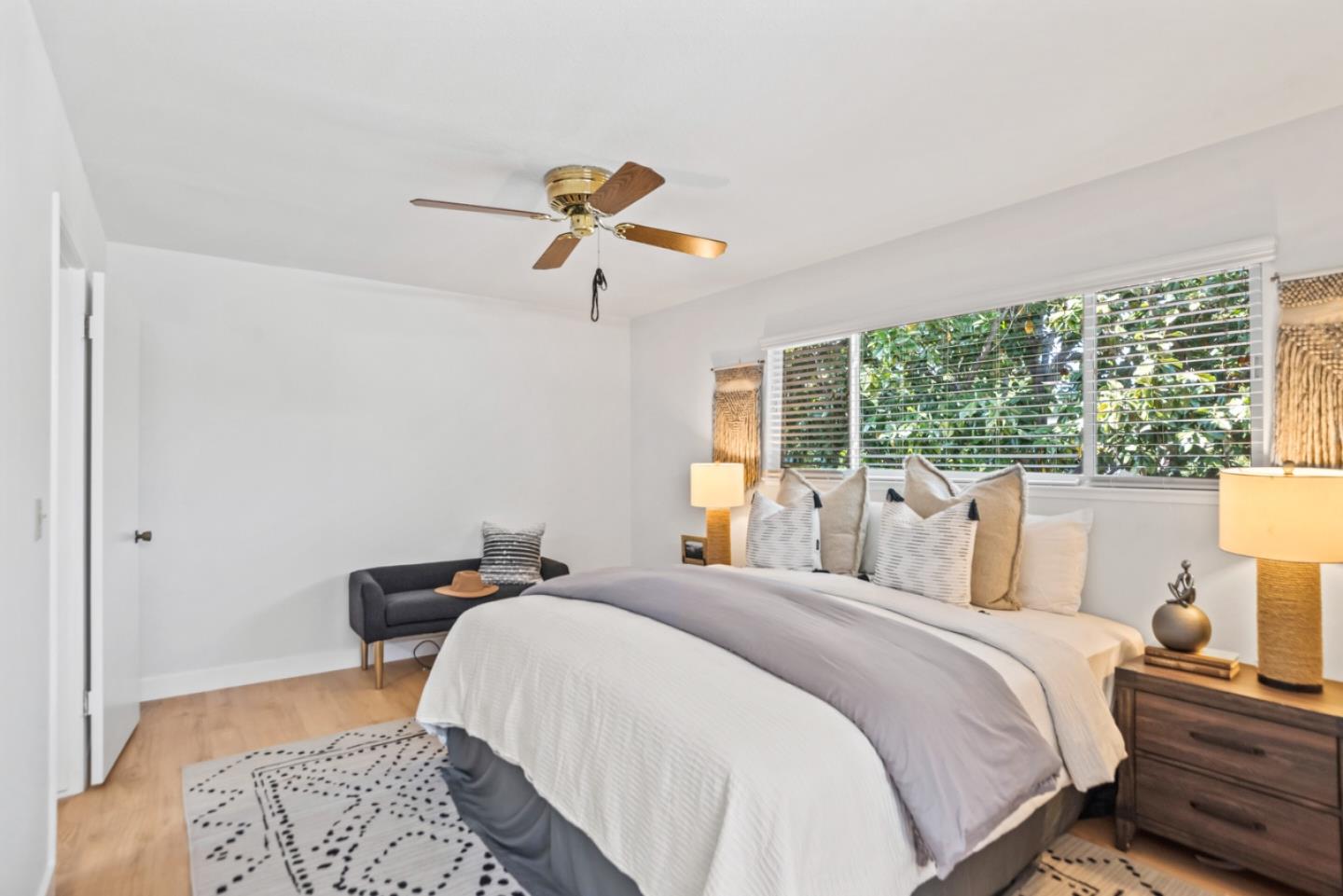 Detail Gallery Image 22 of 39 For 26 Saw Mill Ct, Mountain View,  CA 94043 - 3 Beds | 2/1 Baths