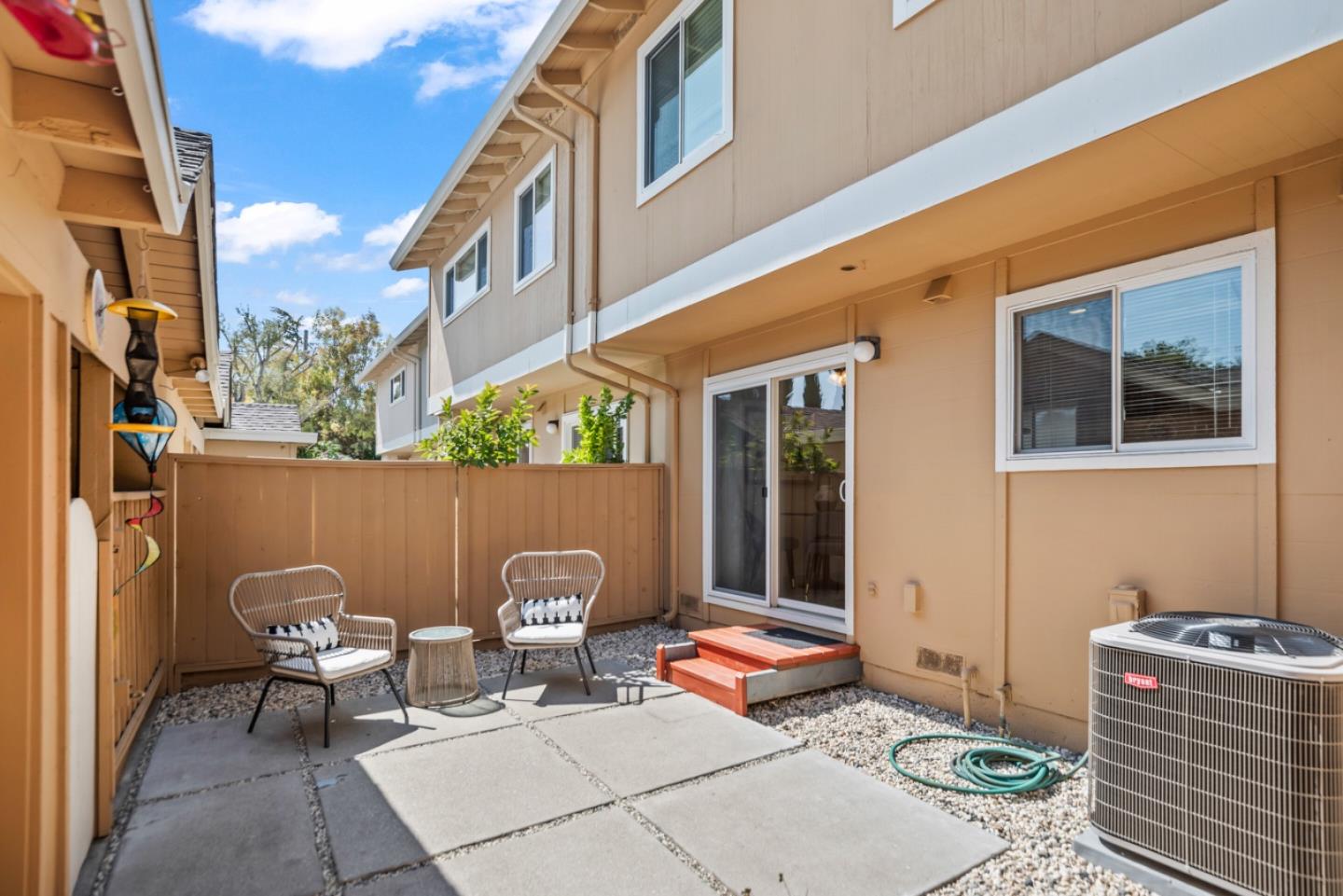 Detail Gallery Image 28 of 39 For 26 Saw Mill Ct, Mountain View,  CA 94043 - 3 Beds | 2/1 Baths