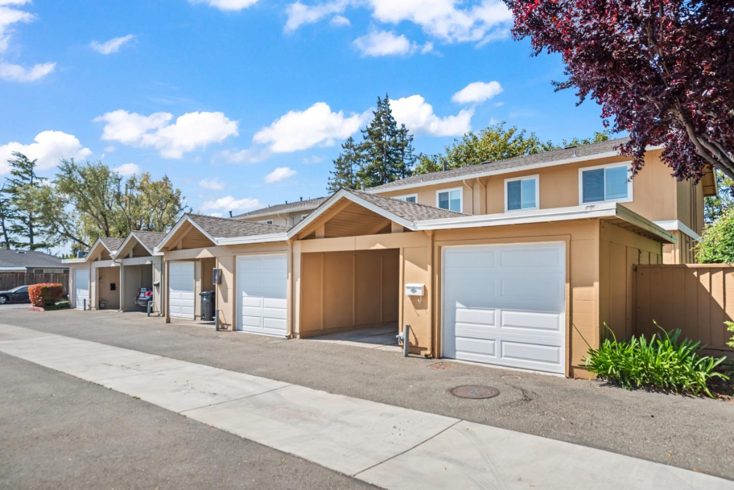 Detail Gallery Image 31 of 39 For 26 Saw Mill Ct, Mountain View,  CA 94043 - 3 Beds | 2/1 Baths