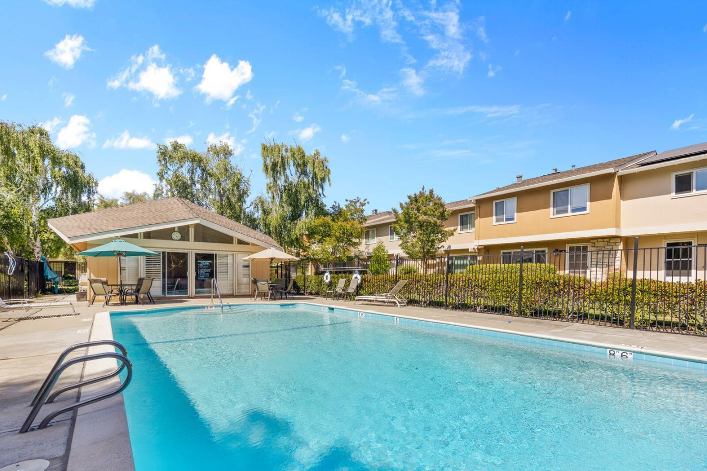 Detail Gallery Image 39 of 39 For 26 Saw Mill Ct, Mountain View,  CA 94043 - 3 Beds | 2/1 Baths