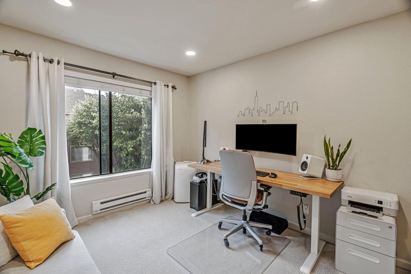 Detail Gallery Image 14 of 41 For 734 Teatree Ct, San Jose,  CA 95128 - 2 Beds | 2 Baths