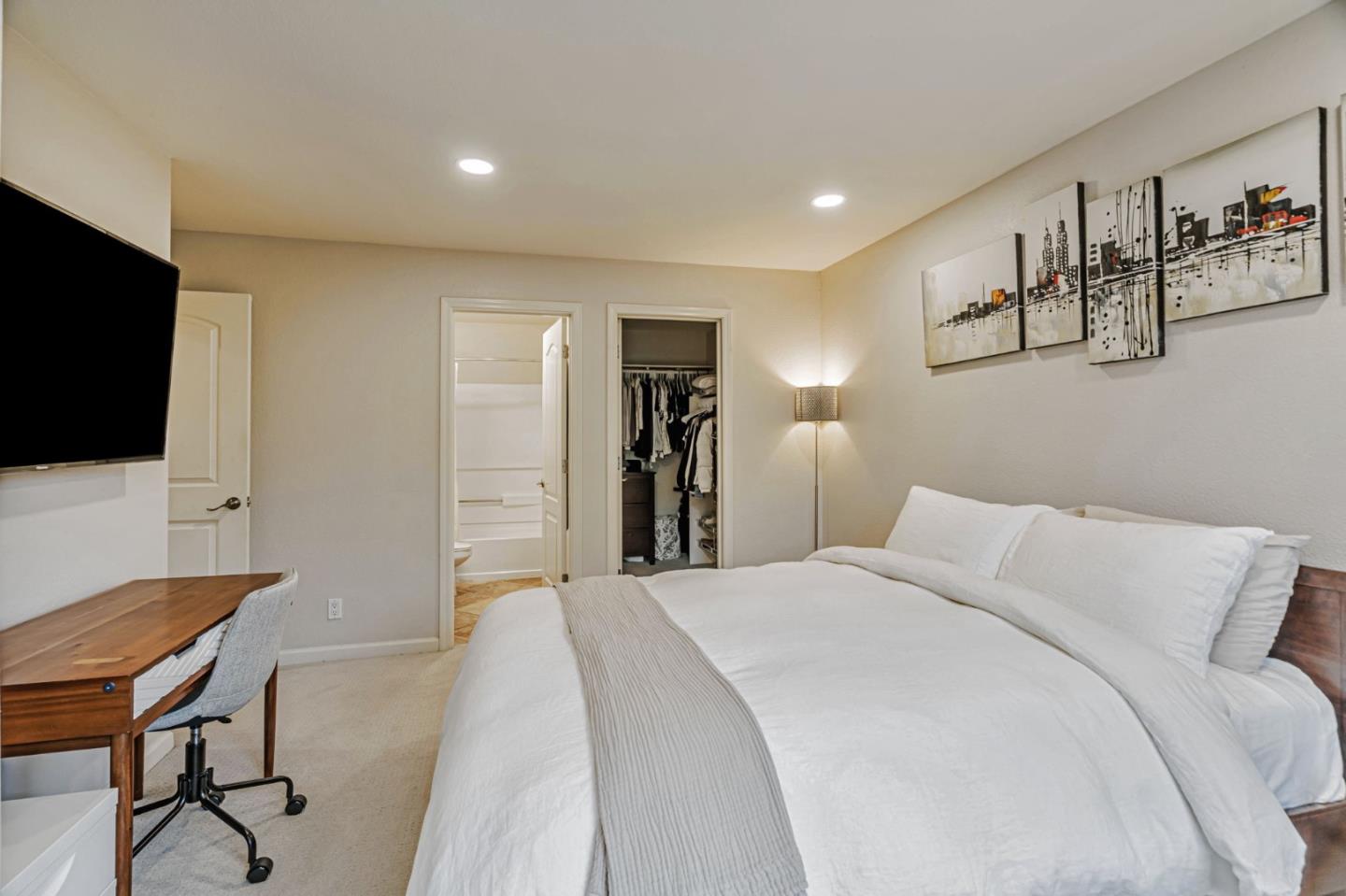 Detail Gallery Image 19 of 41 For 734 Teatree Ct, San Jose,  CA 95128 - 2 Beds | 2 Baths
