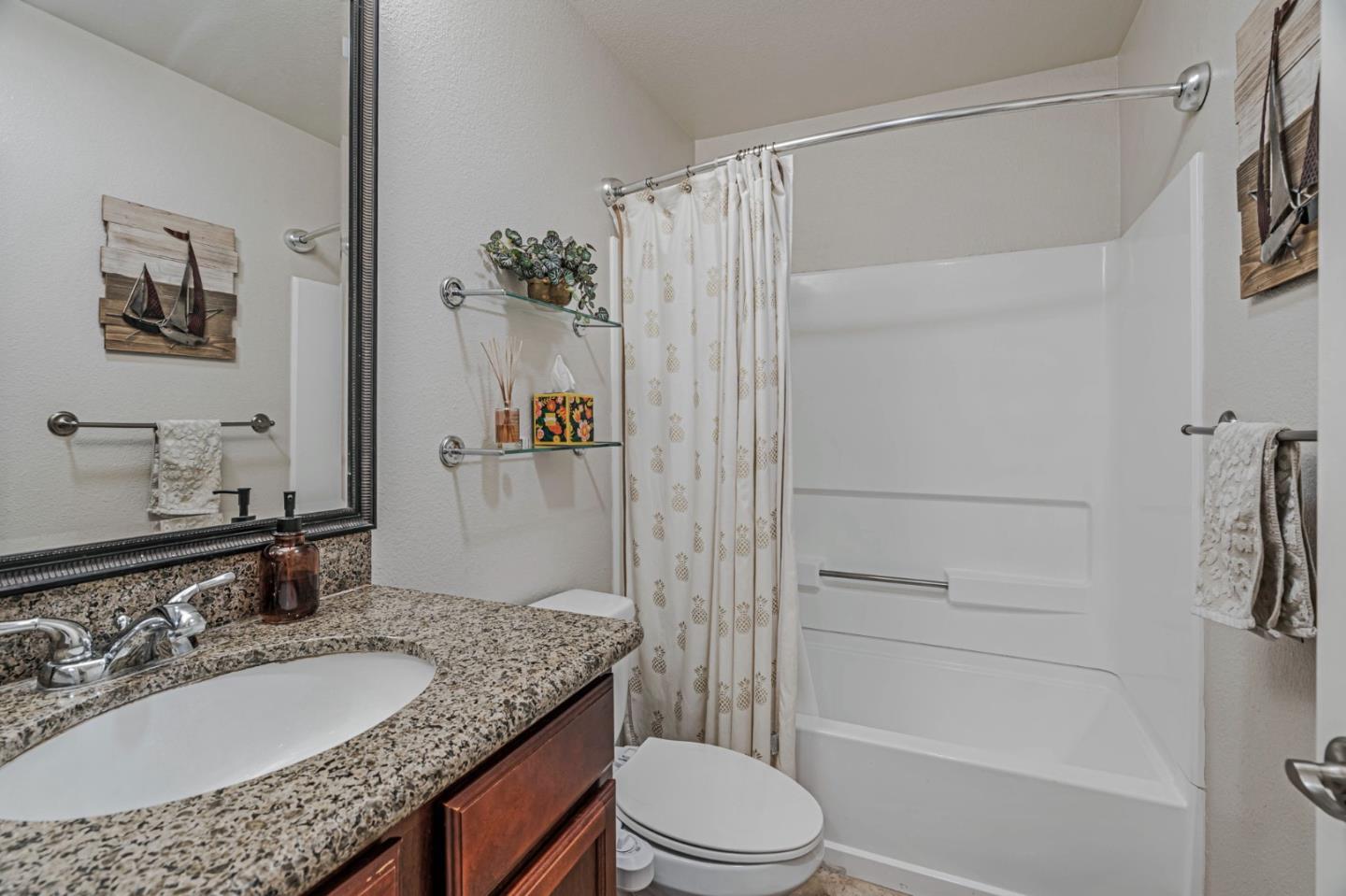 Detail Gallery Image 21 of 41 For 734 Teatree Ct, San Jose,  CA 95128 - 2 Beds | 2 Baths