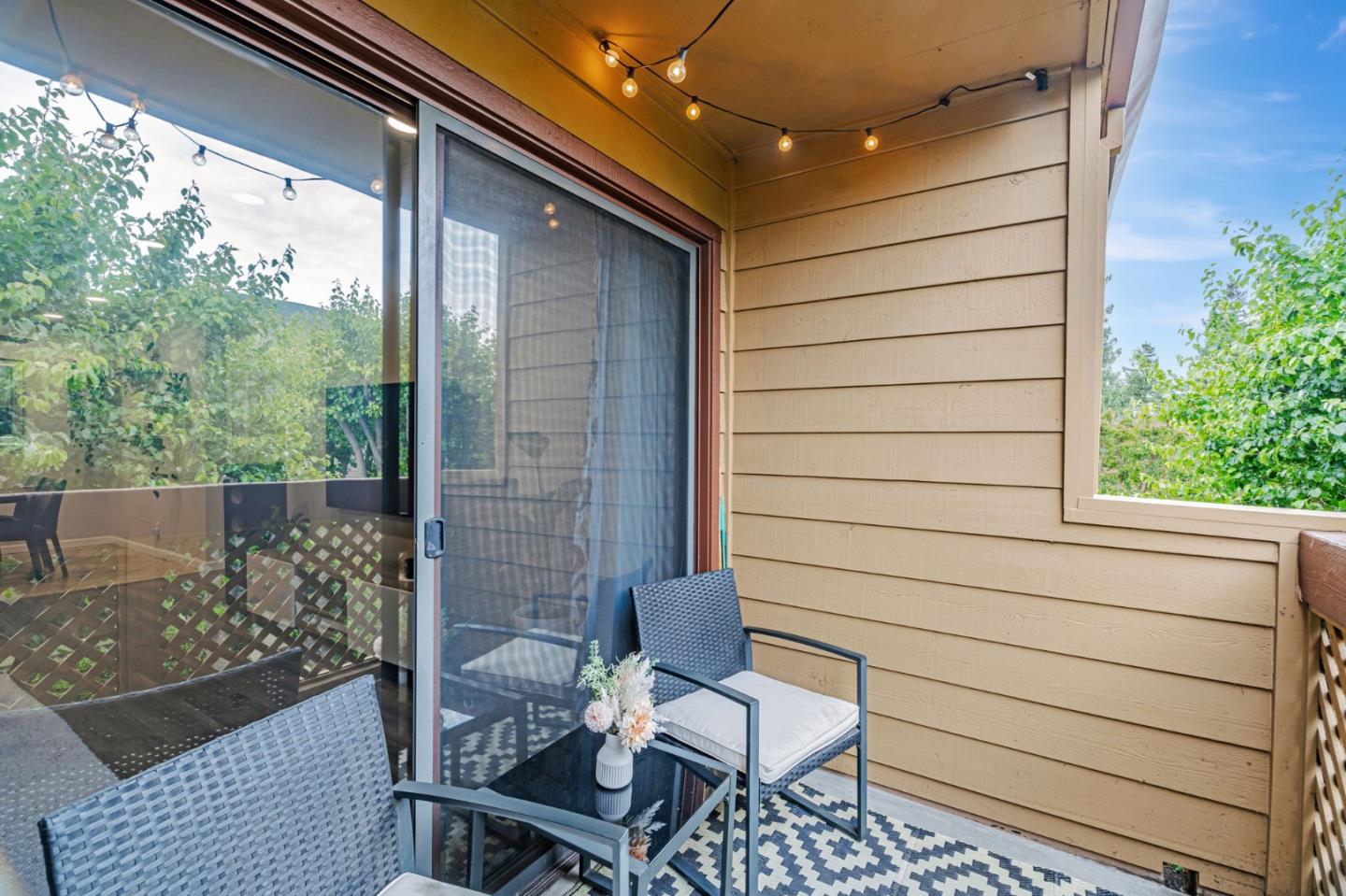 Detail Gallery Image 28 of 41 For 734 Teatree Ct, San Jose,  CA 95128 - 2 Beds | 2 Baths