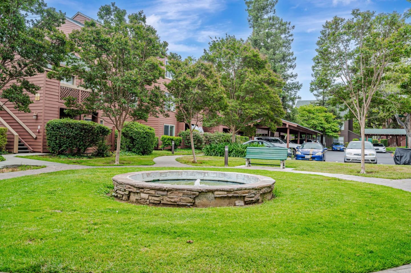 Detail Gallery Image 33 of 41 For 734 Teatree Ct, San Jose,  CA 95128 - 2 Beds | 2 Baths