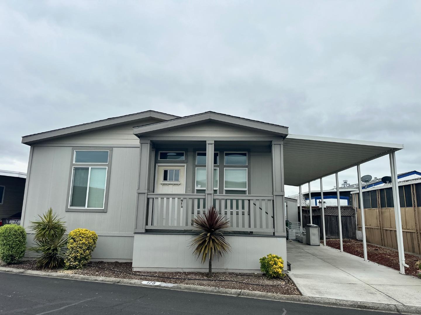 Detail Gallery Image 1 of 1 For 3300 Narvaez Ave #175,  San Jose,  CA 95136 - 3 Beds | 2 Baths