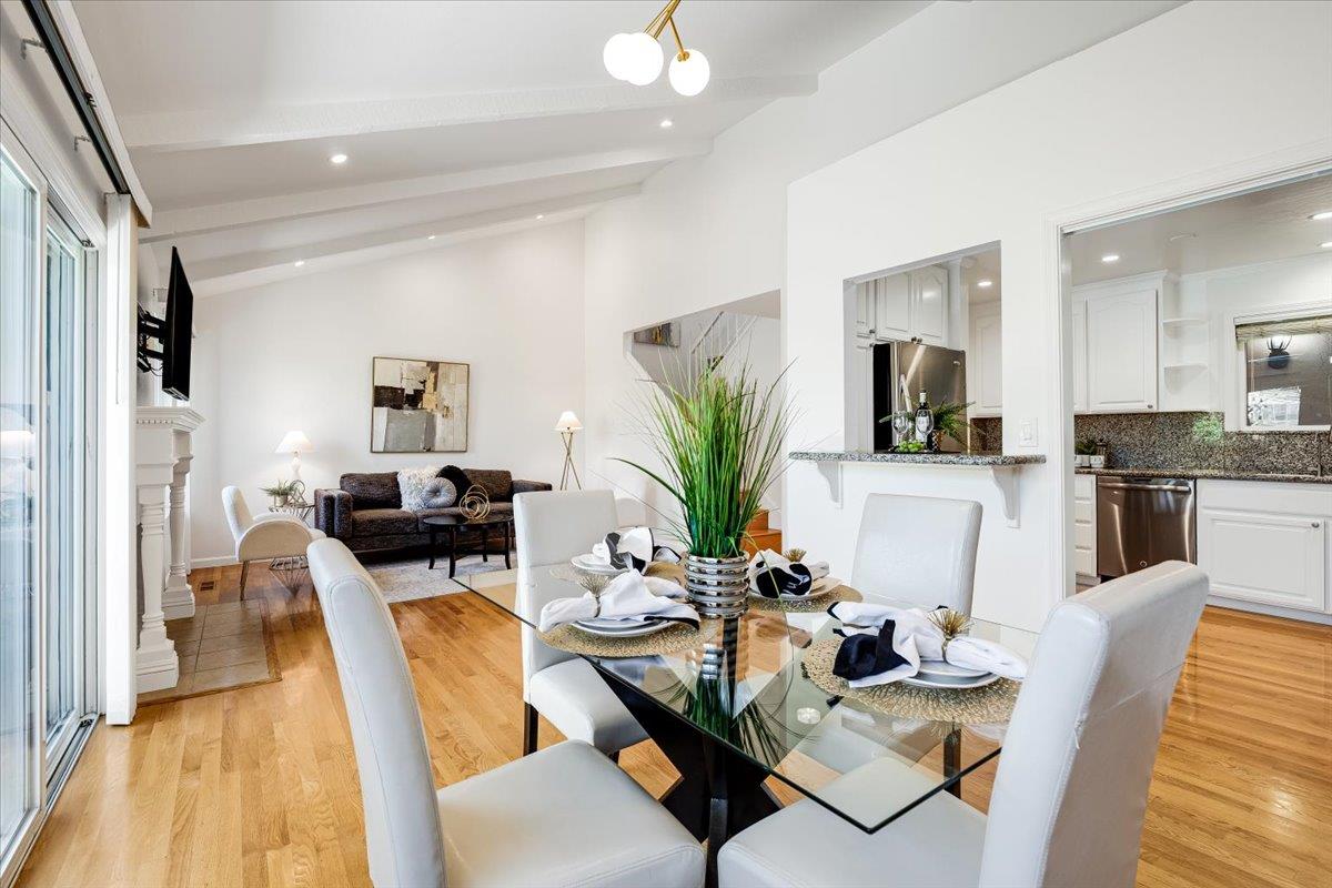 Detail Gallery Image 10 of 27 For 569 Manet Ter, Sunnyvale,  CA 94087 - 3 Beds | 2/1 Baths