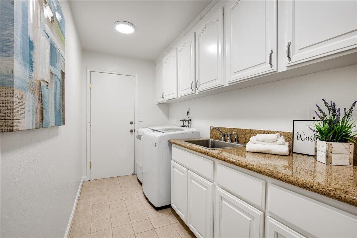 Detail Gallery Image 13 of 27 For 569 Manet Ter, Sunnyvale,  CA 94087 - 3 Beds | 2/1 Baths