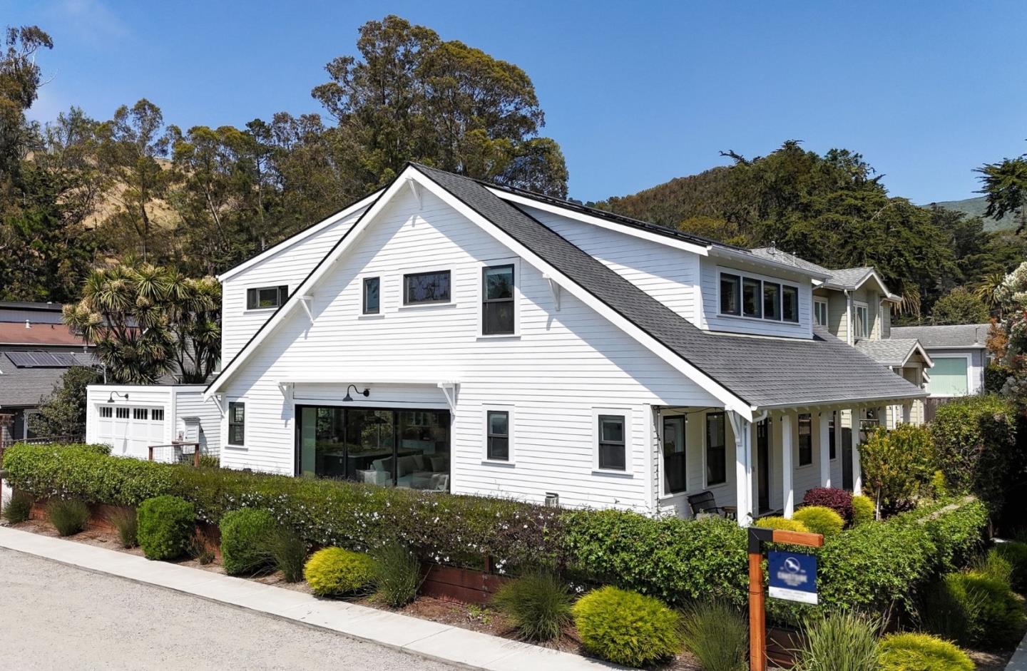 Detail Gallery Image 53 of 67 For 191 Winona Ave, Pacifica,  CA 94044 - 4 Beds | 3 Baths