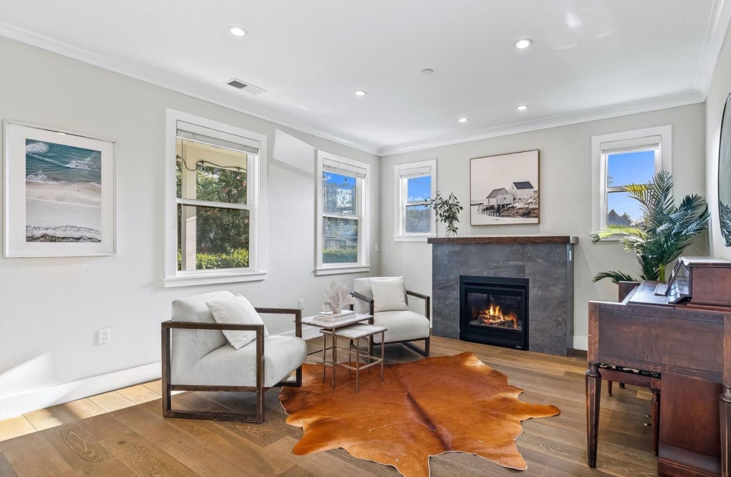 Detail Gallery Image 9 of 67 For 191 Winona Ave, Pacifica,  CA 94044 - 4 Beds | 3 Baths