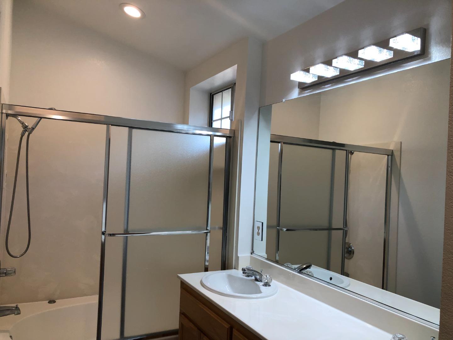 Detail Gallery Image 21 of 36 For 634 Muirfield Ter, Fremont,  CA 94536 - 3 Beds | 2/1 Baths