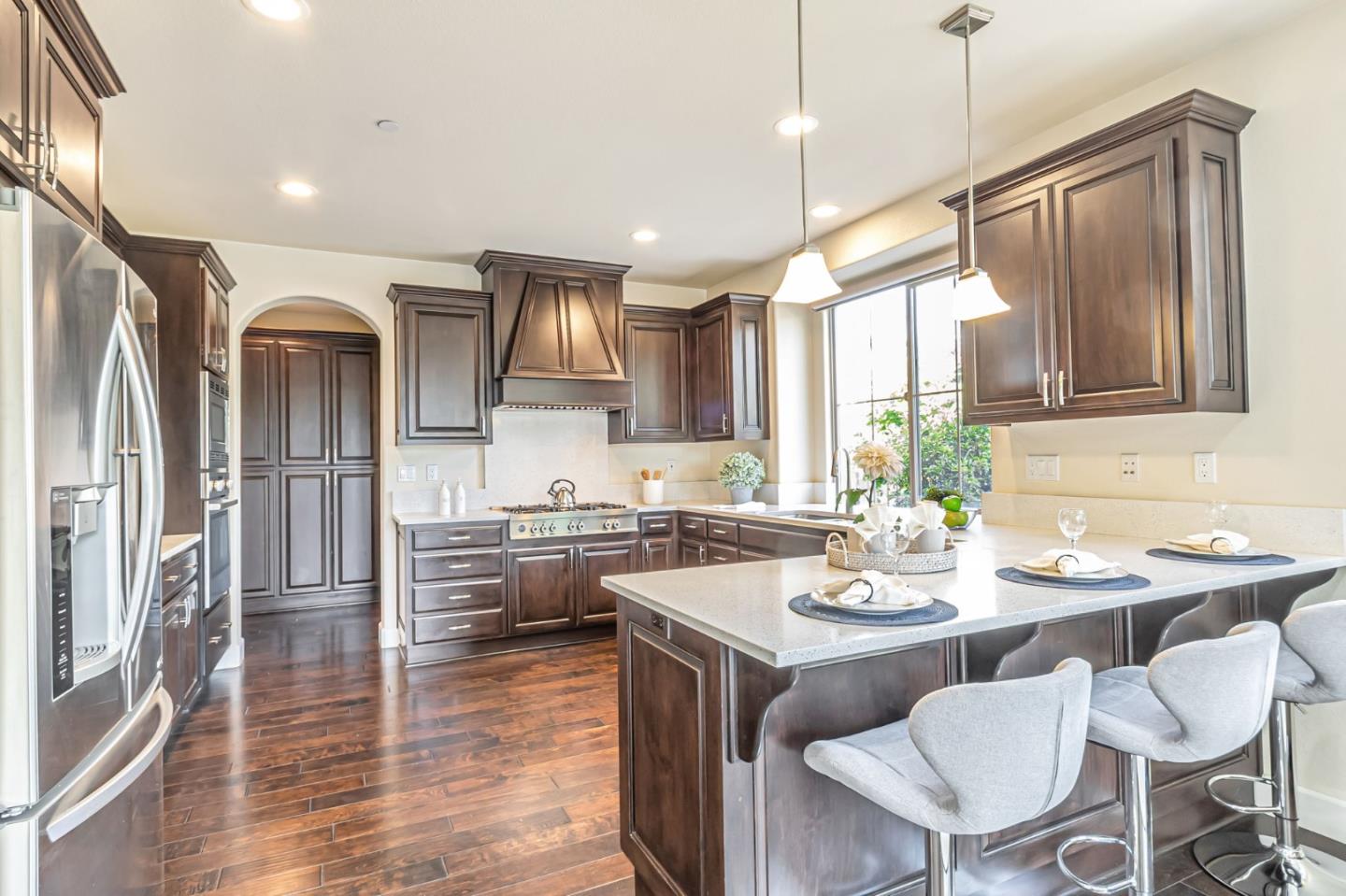 Detail Gallery Image 13 of 54 For 2582 Minuet Dr, San Jose,  CA 95131 - 4 Beds | 2/1 Baths