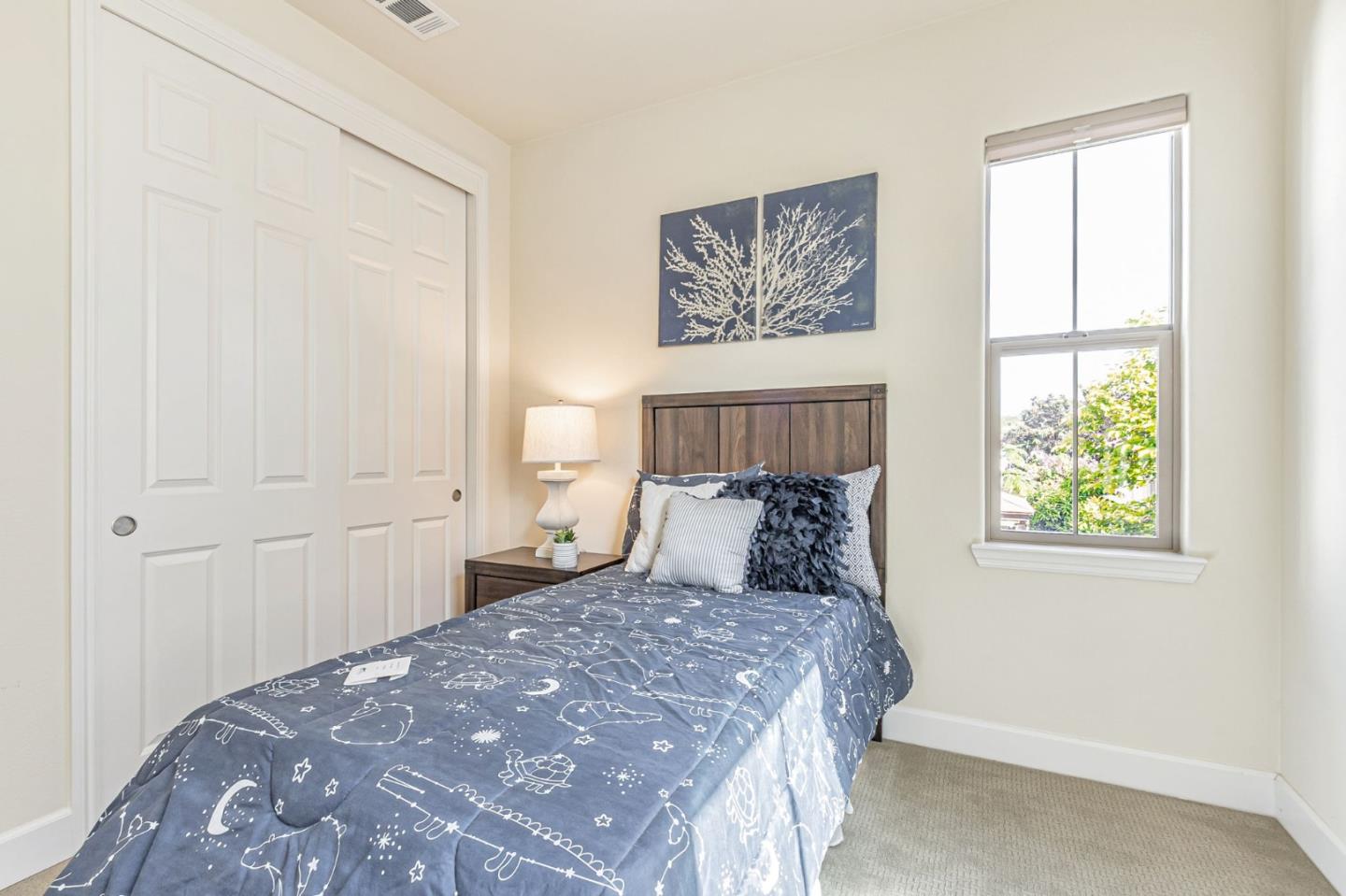 Detail Gallery Image 31 of 54 For 2582 Minuet Dr, San Jose,  CA 95131 - 4 Beds | 2/1 Baths