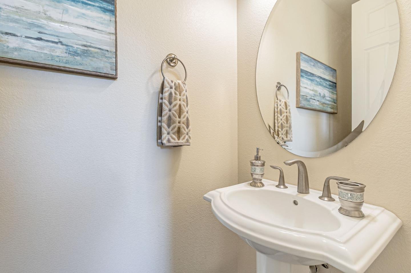 Detail Gallery Image 37 of 54 For 2582 Minuet Dr, San Jose,  CA 95131 - 4 Beds | 2/1 Baths