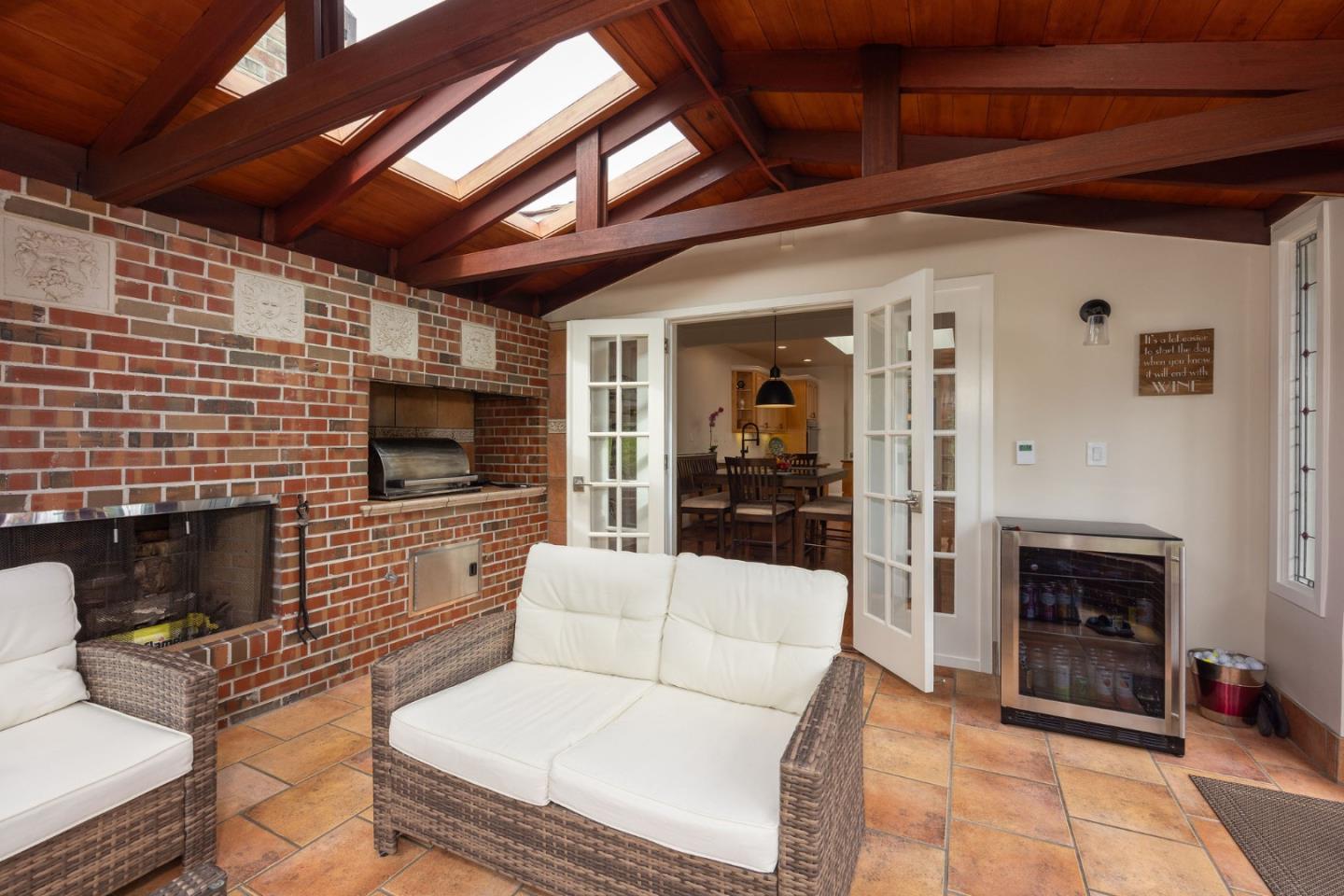 Detail Gallery Image 13 of 46 For 431 Burning Tree Ct, Half Moon Bay,  CA 94019 - 3 Beds | 3 Baths
