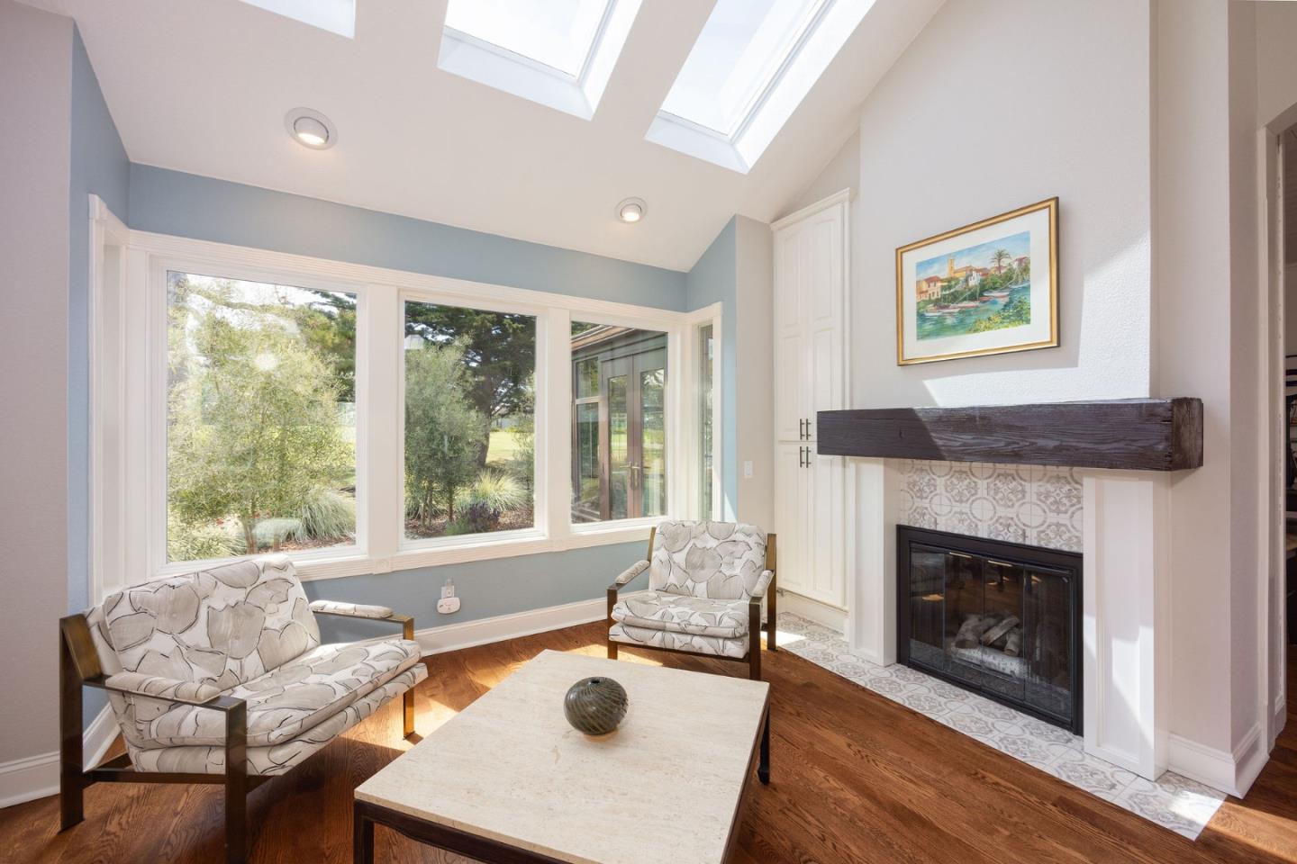 Detail Gallery Image 19 of 46 For 431 Burning Tree Ct, Half Moon Bay,  CA 94019 - 3 Beds | 3 Baths