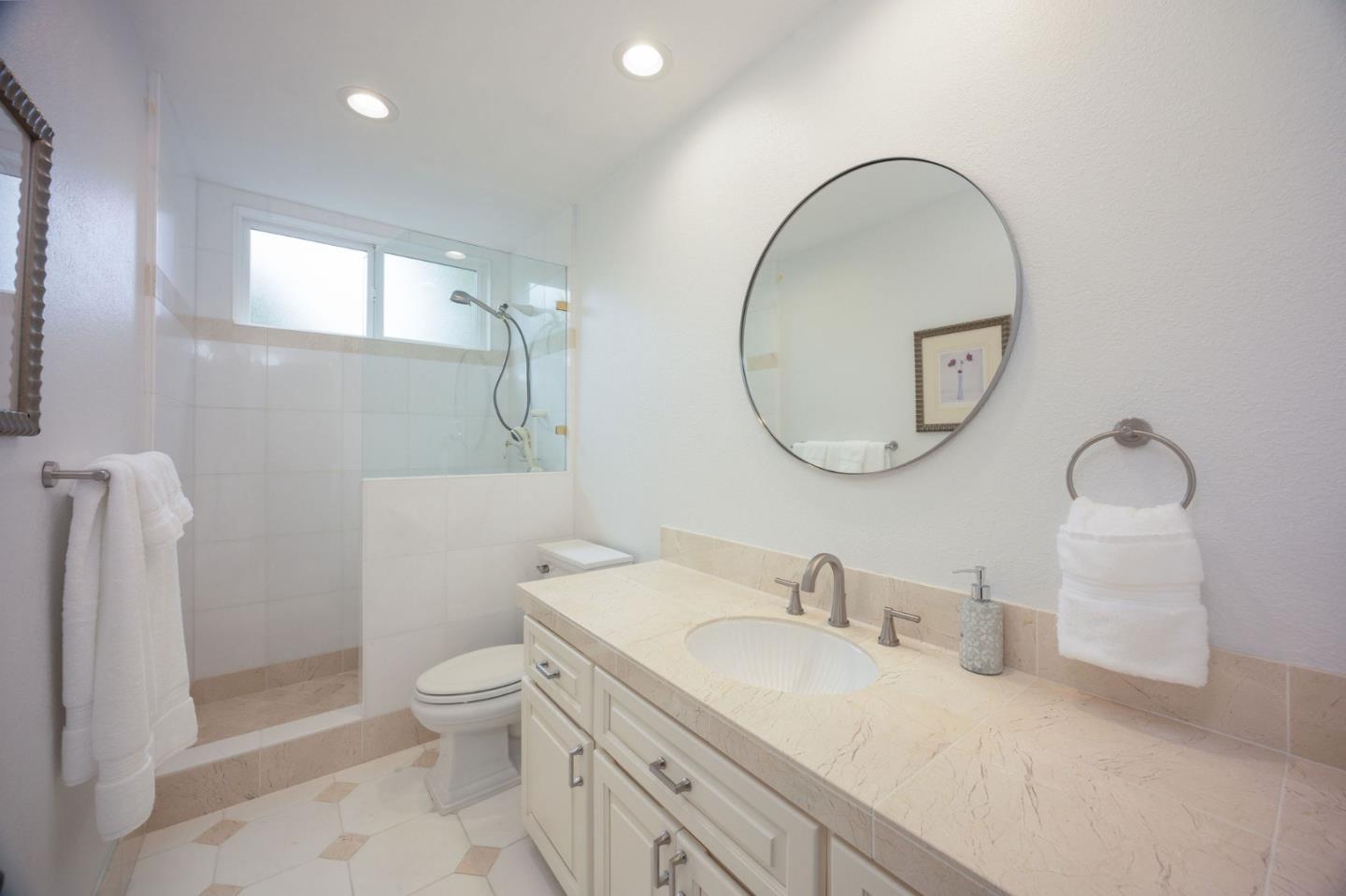 Detail Gallery Image 30 of 46 For 431 Burning Tree Ct, Half Moon Bay,  CA 94019 - 3 Beds | 3 Baths