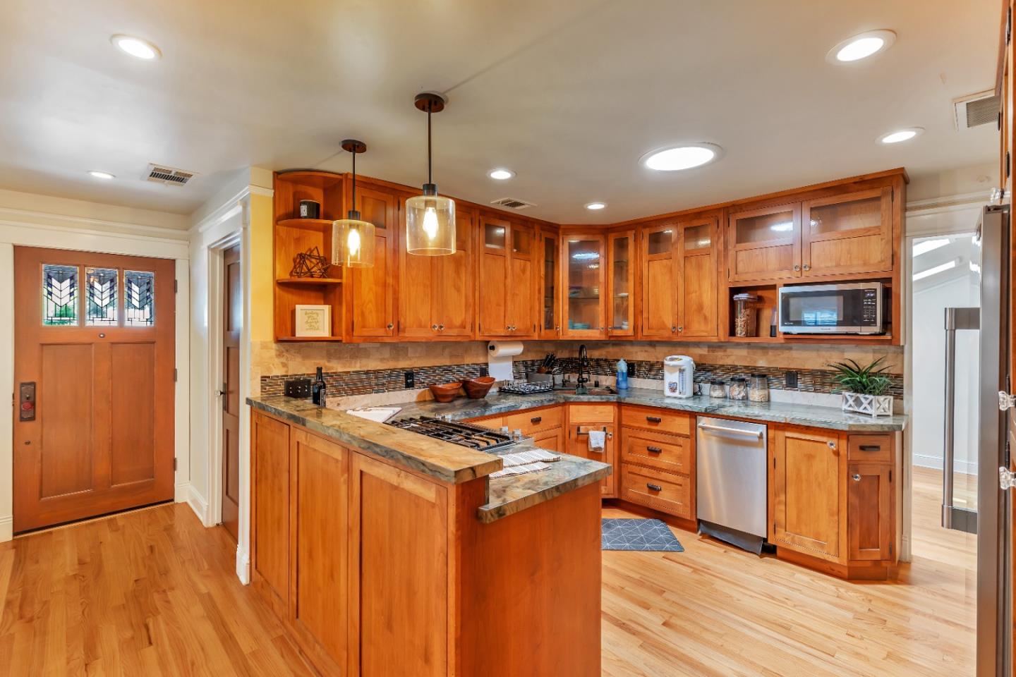 Detail Gallery Image 9 of 64 For 8011 Church St, Gilroy,  CA 95020 - 4 Beds | 3 Baths