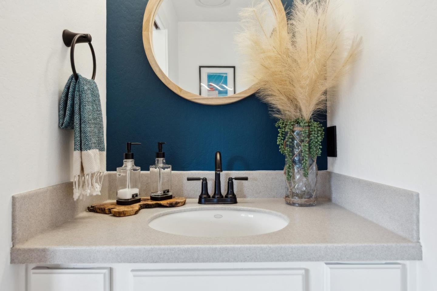 Detail Gallery Image 15 of 26 For 624 Terrace Ave, Half Moon Bay,  CA 94019 - 3 Beds | 2/1 Baths