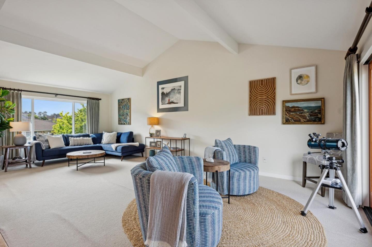 Detail Gallery Image 5 of 26 For 624 Terrace Ave, Half Moon Bay,  CA 94019 - 3 Beds | 2/1 Baths
