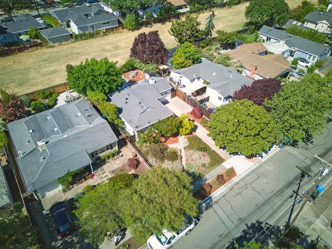 Detail Gallery Image 27 of 31 For 843 15th Ave, Menlo Park,  CA 94025 - 2 Beds | 1 Baths