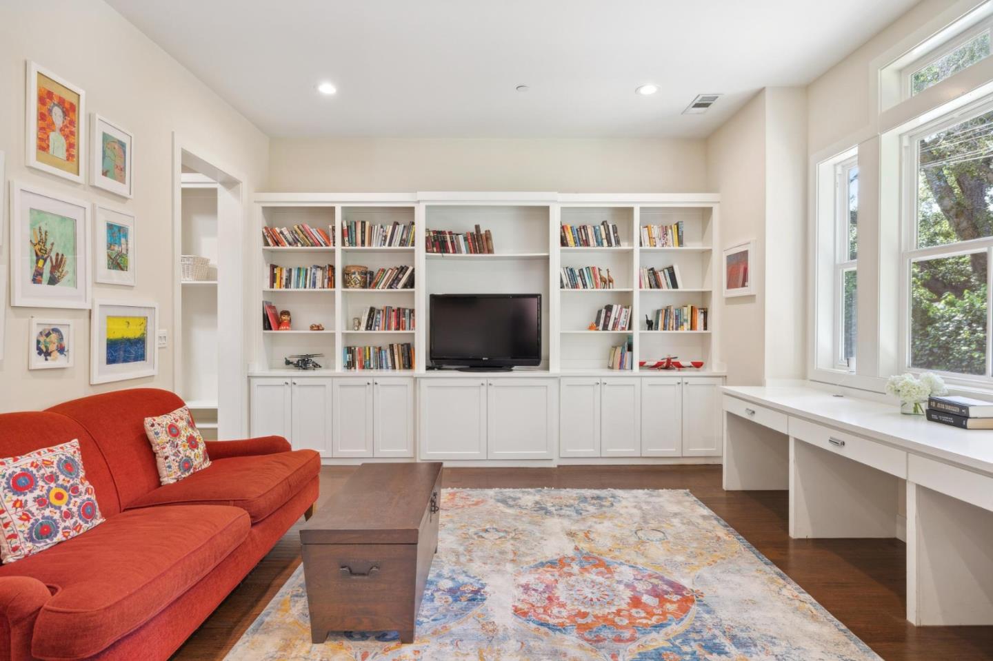 Detail Gallery Image 18 of 34 For 520 Berkeley Ave, Menlo Park,  CA 94025 - 6 Beds | 5/1 Baths
