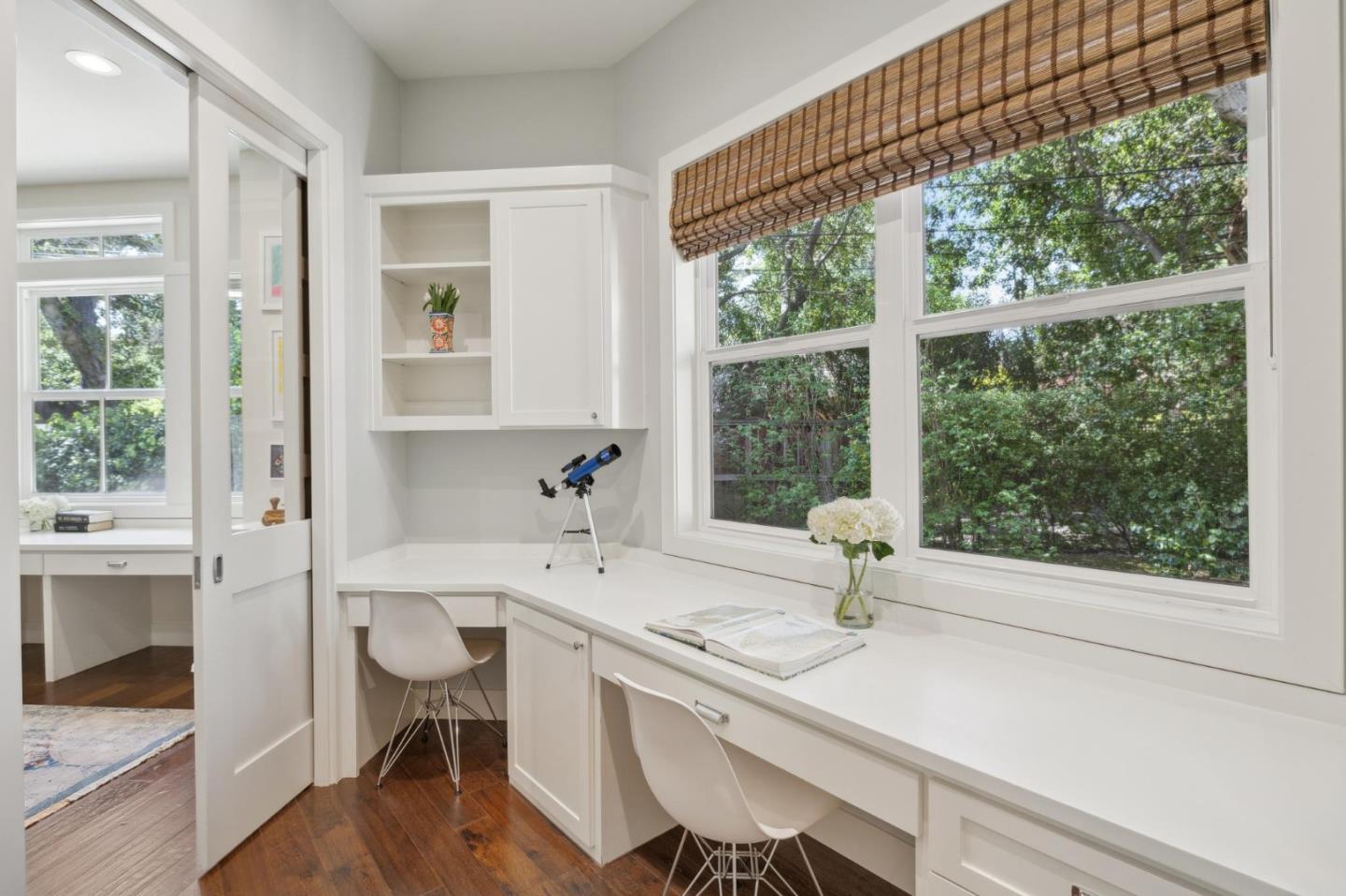 Detail Gallery Image 19 of 34 For 520 Berkeley Ave, Menlo Park,  CA 94025 - 6 Beds | 5/1 Baths
