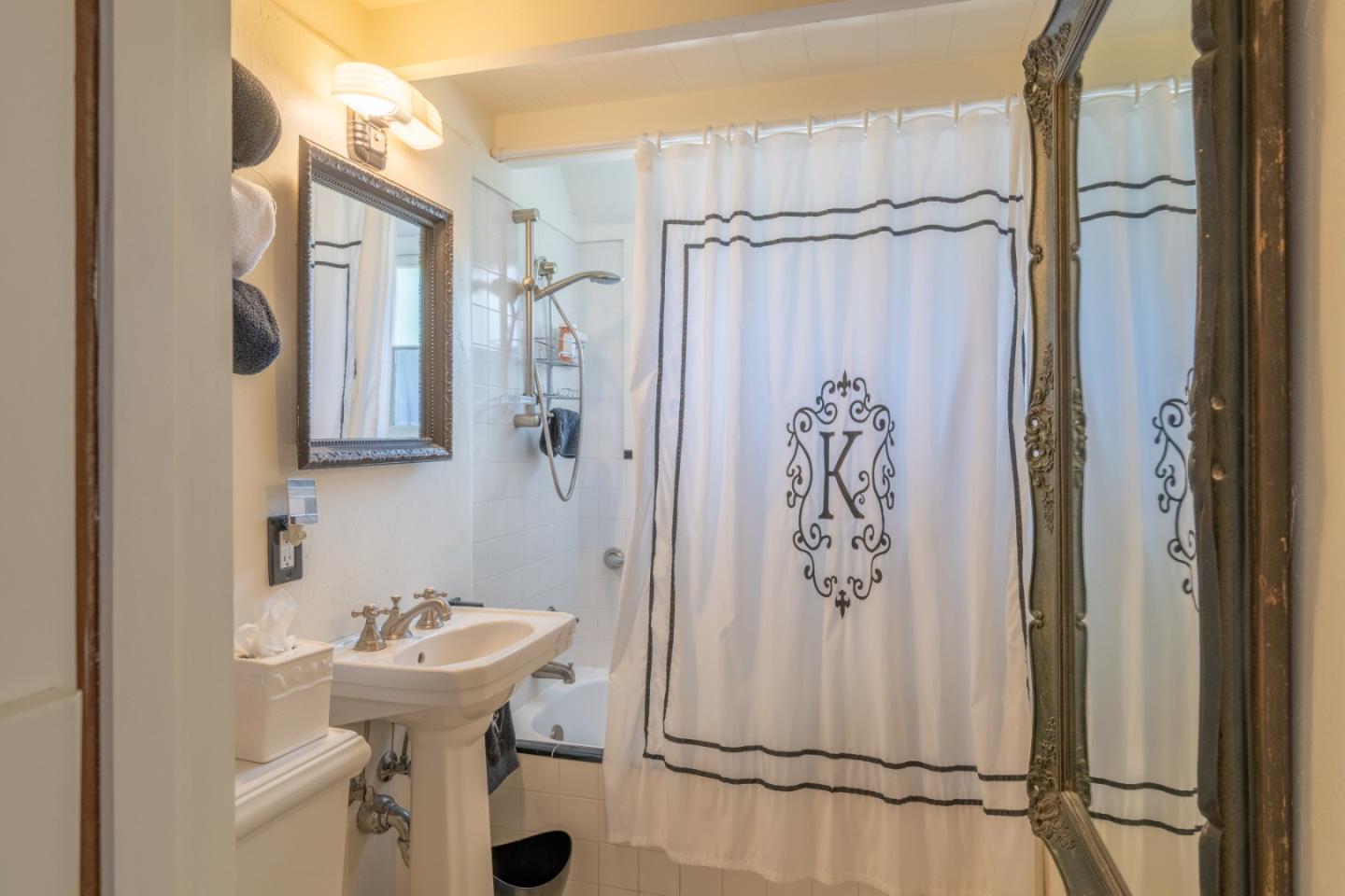 Detail Gallery Image 13 of 36 For 0 Junipero 2 Nw of 3rd Ave, Carmel,  CA 93921 - 3 Beds | 3 Baths