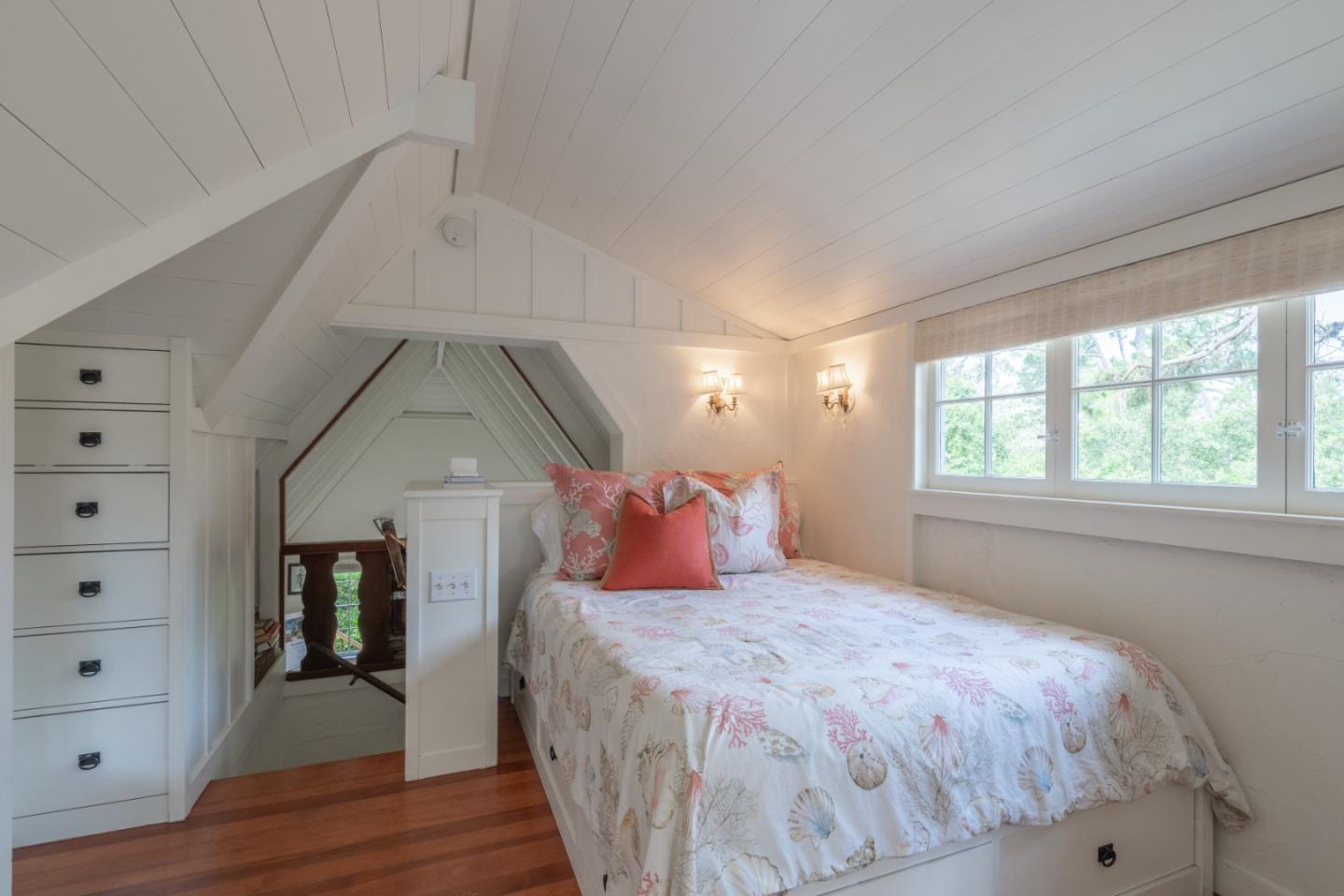 Detail Gallery Image 22 of 36 For 0 Junipero 2 Nw of 3rd Ave, Carmel,  CA 93921 - 3 Beds | 3 Baths