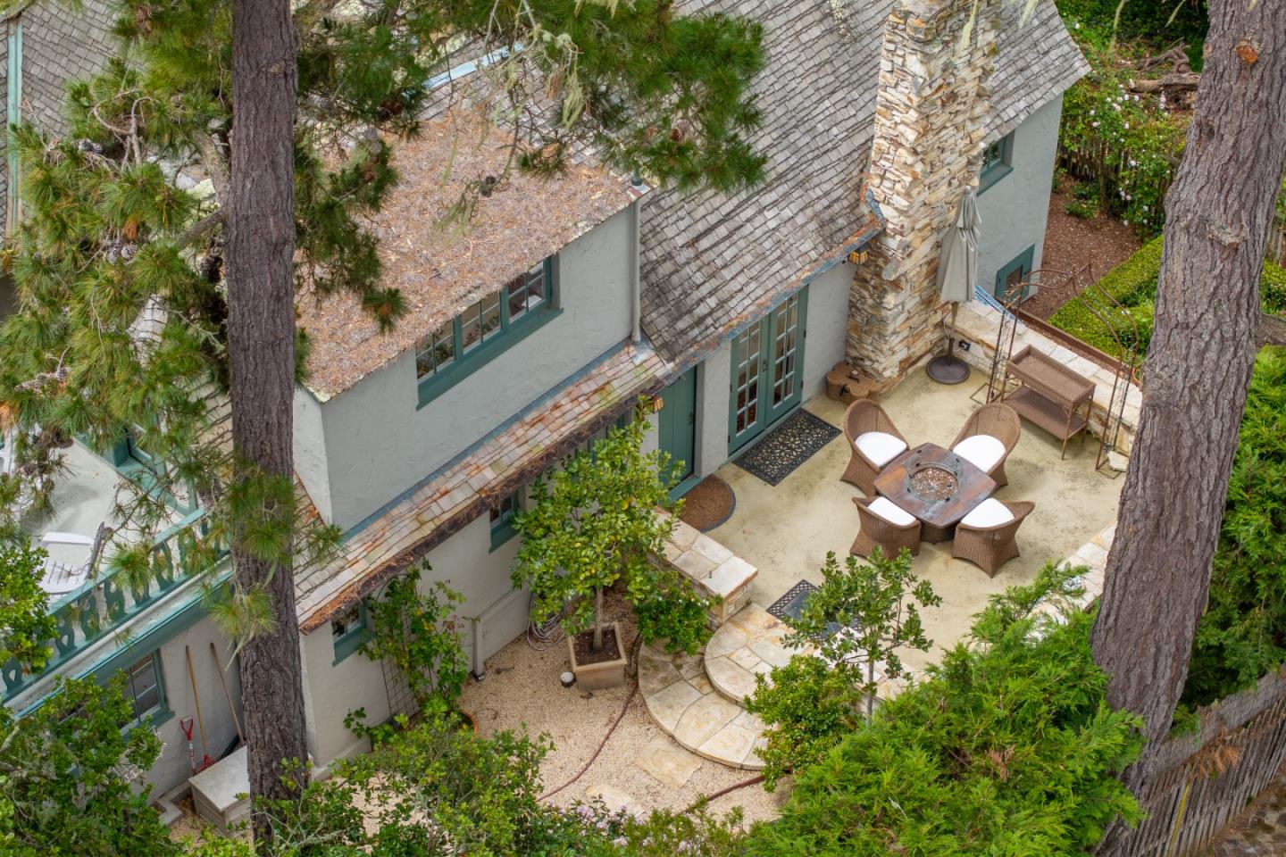 Detail Gallery Image 32 of 36 For 0 Junipero 2 Nw of 3rd Ave, Carmel,  CA 93921 - 3 Beds | 3 Baths