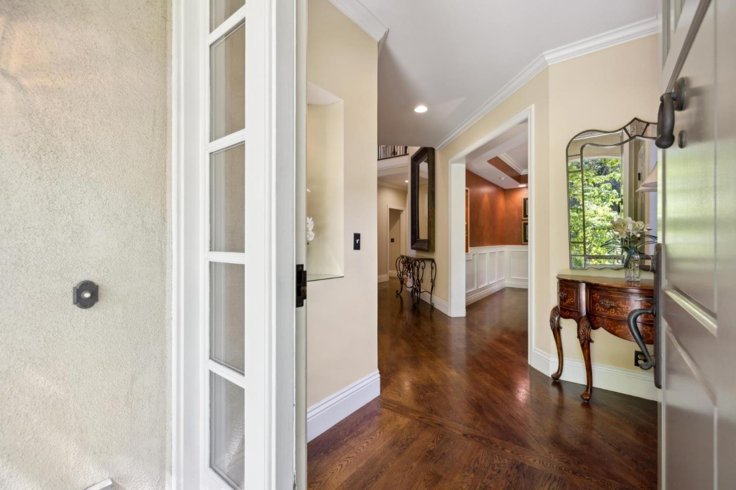 Detail Gallery Image 6 of 55 For 117 Seminary Dr, Menlo Park,  CA 94025 - 4 Beds | 3/1 Baths
