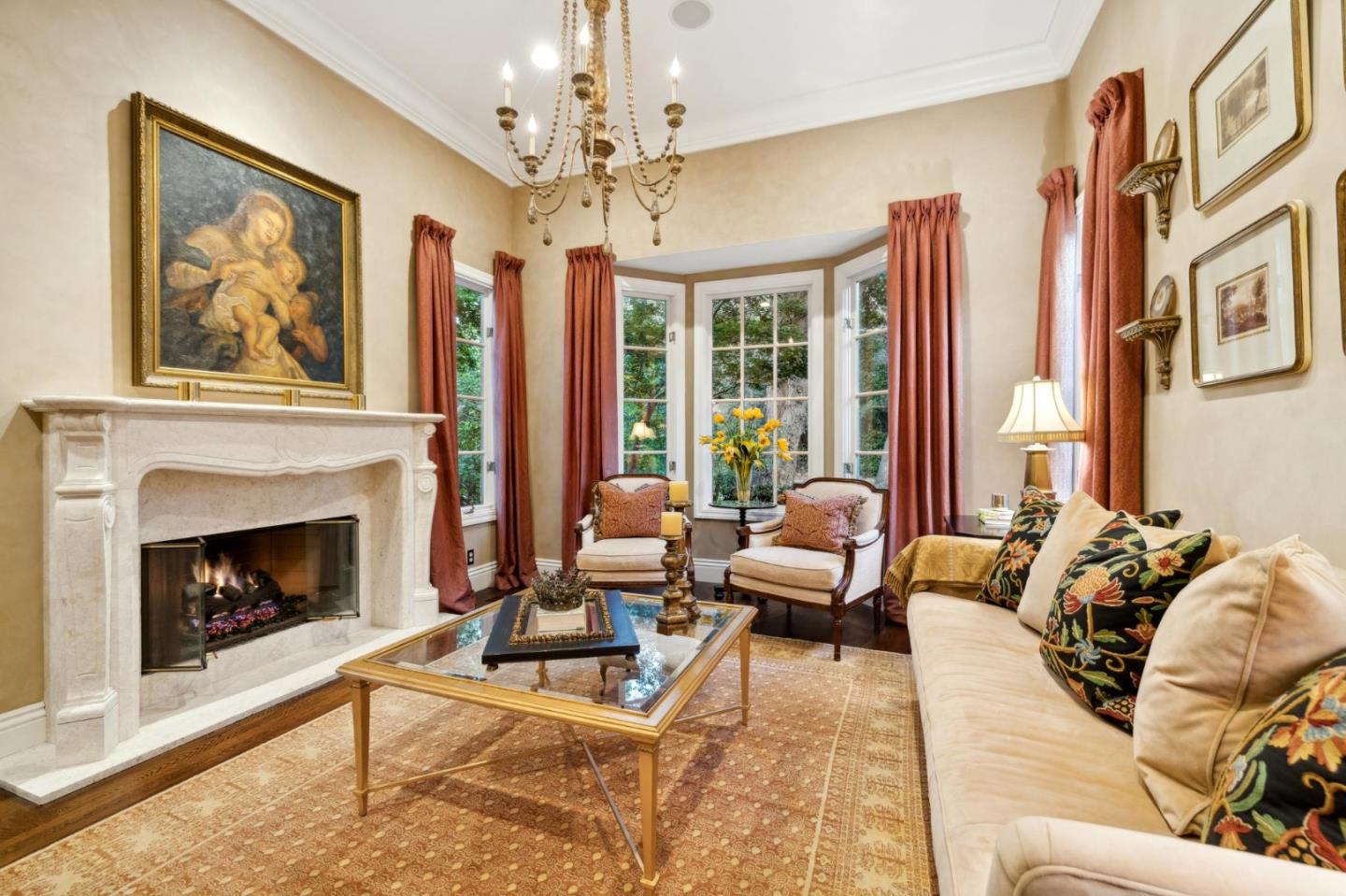 Detail Gallery Image 8 of 55 For 117 Seminary Dr, Menlo Park,  CA 94025 - 4 Beds | 3/1 Baths