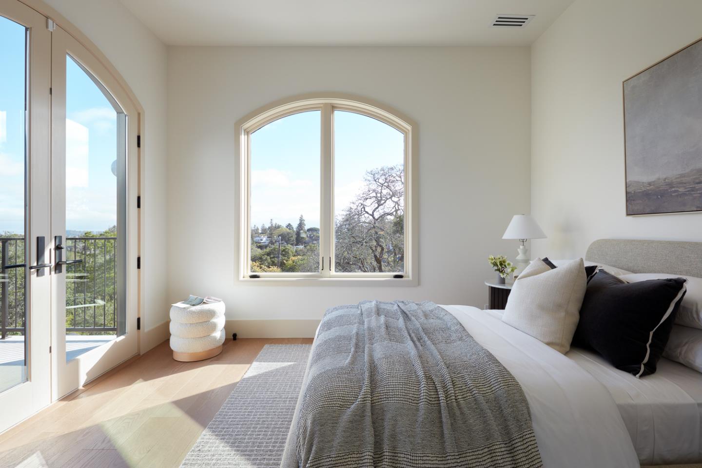 Detail Gallery Image 32 of 52 For 1215 La Cumbre Rd, Hillsborough,  CA 94010 - 8 Beds | 7/1 Baths