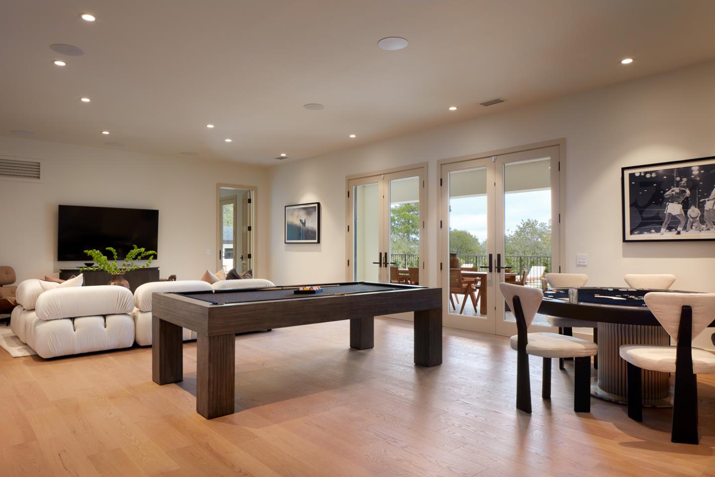 Detail Gallery Image 36 of 52 For 1215 La Cumbre Rd, Hillsborough,  CA 94010 - 8 Beds | 7/1 Baths