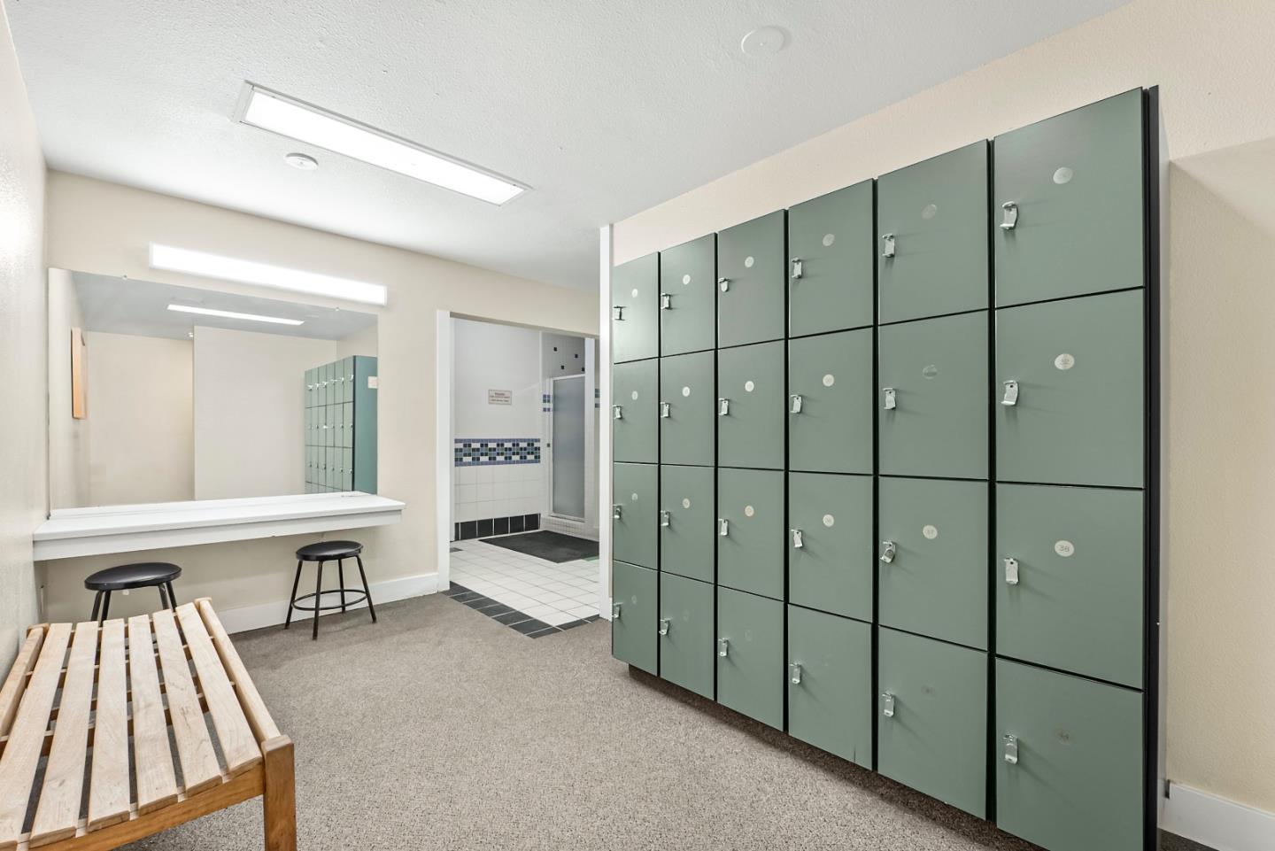 Detail Gallery Image 30 of 46 For 310 Tradewinds Dr #8,  San Jose,  CA 95123 - 3 Beds | 2 Baths