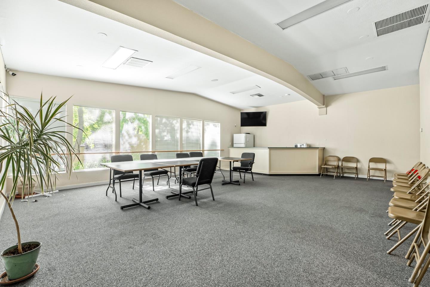 Detail Gallery Image 33 of 46 For 310 Tradewinds Dr #8,  San Jose,  CA 95123 - 3 Beds | 2 Baths