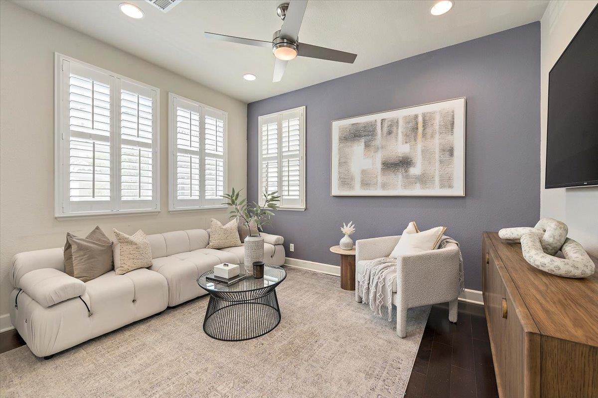 Detail Gallery Image 10 of 29 For 4679 Torrey Pines Cir, San Jose,  CA 95124 - 3 Beds | 2/1 Baths