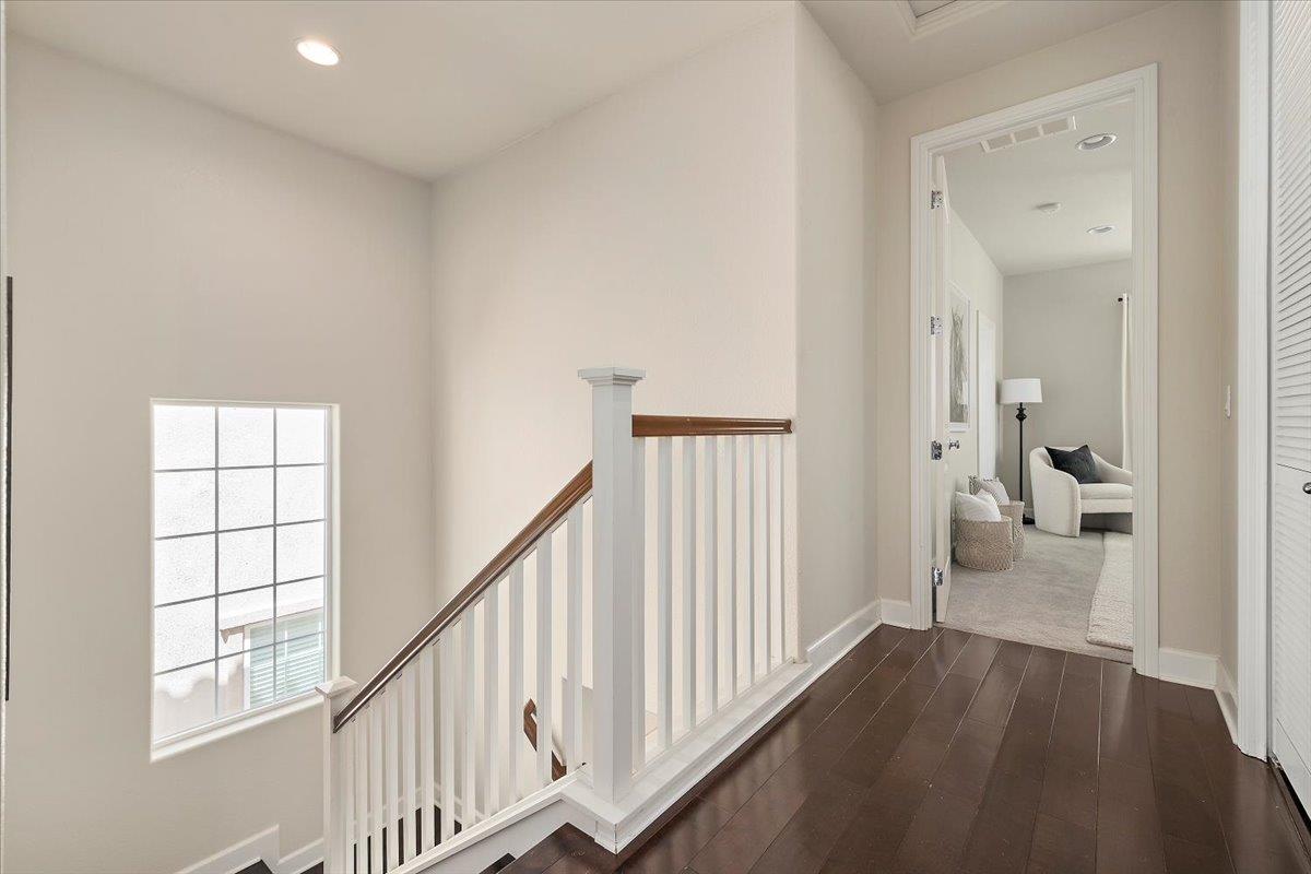 Detail Gallery Image 14 of 29 For 4679 Torrey Pines Cir, San Jose,  CA 95124 - 3 Beds | 2/1 Baths