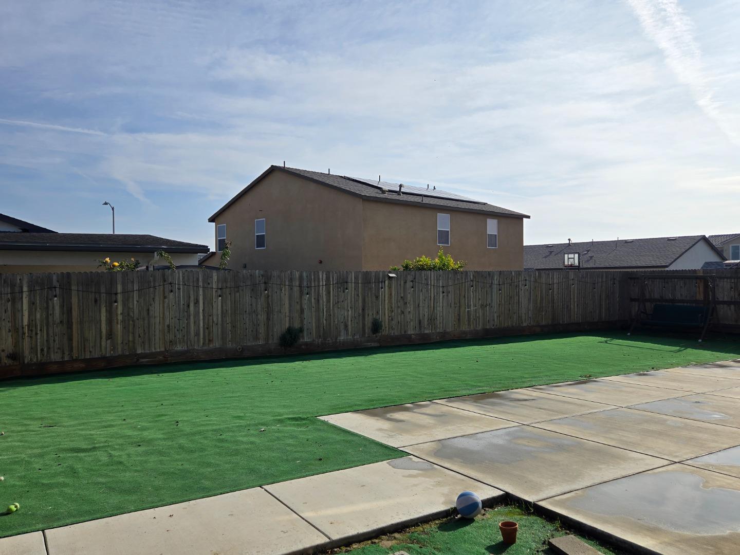 Detail Gallery Image 12 of 12 For 256 San Pelmo Ct, Los Banos,  CA 93635 - 5 Beds | 3 Baths