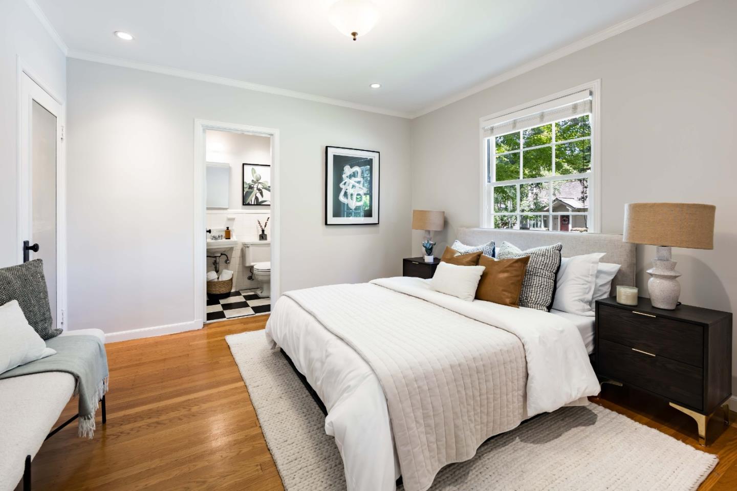 Detail Gallery Image 10 of 24 For 128 Cornell Rd, Menlo Park,  CA 94025 - 3 Beds | 2/1 Baths