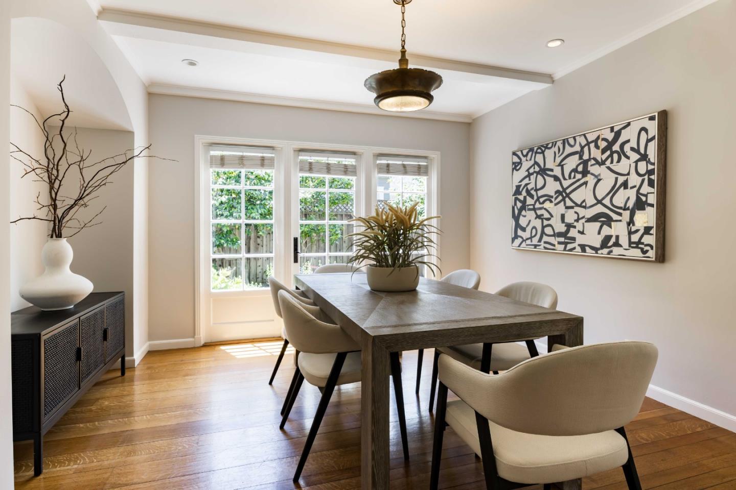 Detail Gallery Image 13 of 24 For 128 Cornell Rd, Menlo Park,  CA 94025 - 3 Beds | 2/1 Baths