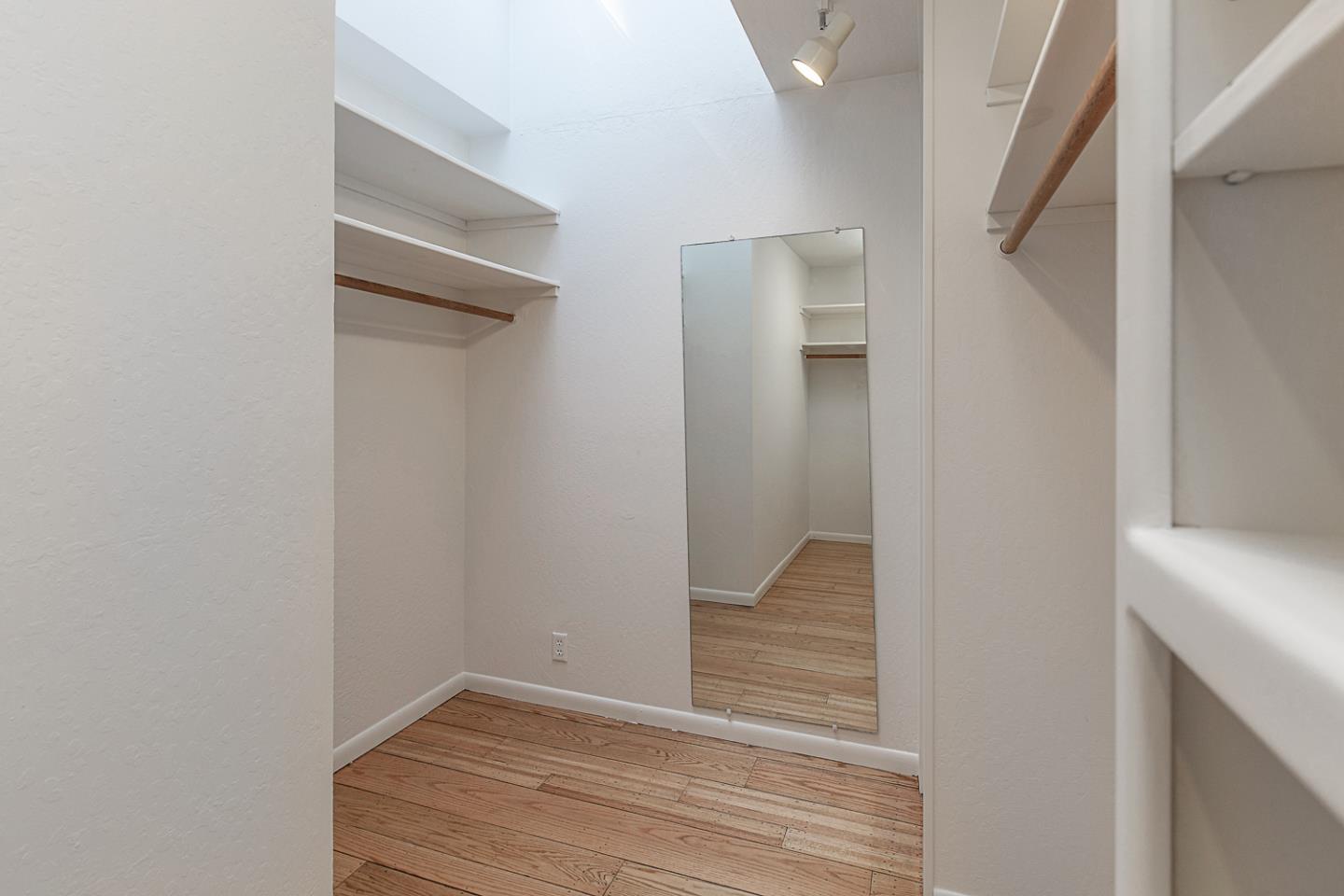 Detail Gallery Image 17 of 41 For 3570 Tripp Rd, Woodside,  CA 94062 - 4 Beds | 3 Baths