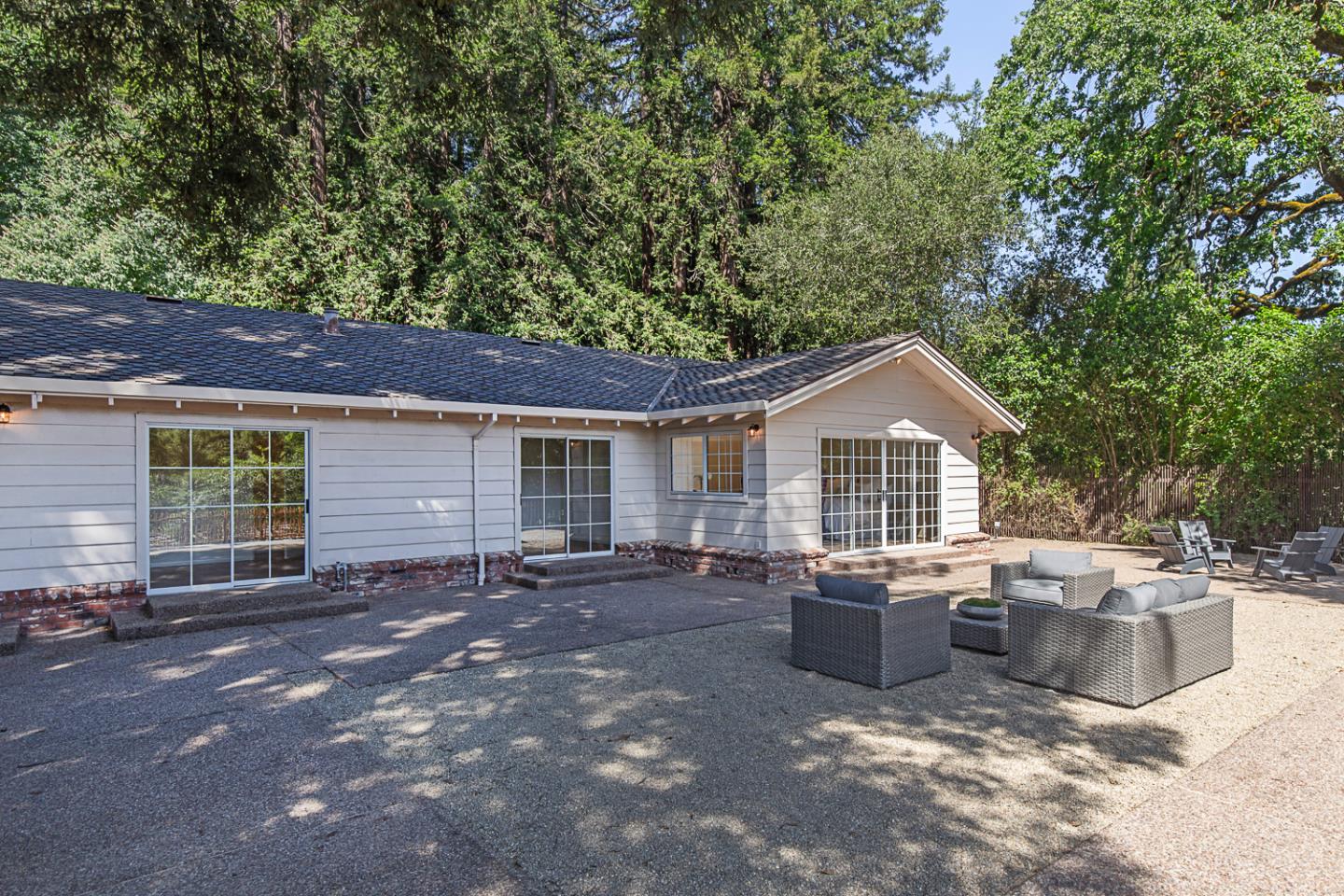 Detail Gallery Image 28 of 41 For 3570 Tripp Rd, Woodside,  CA 94062 - 4 Beds | 3 Baths